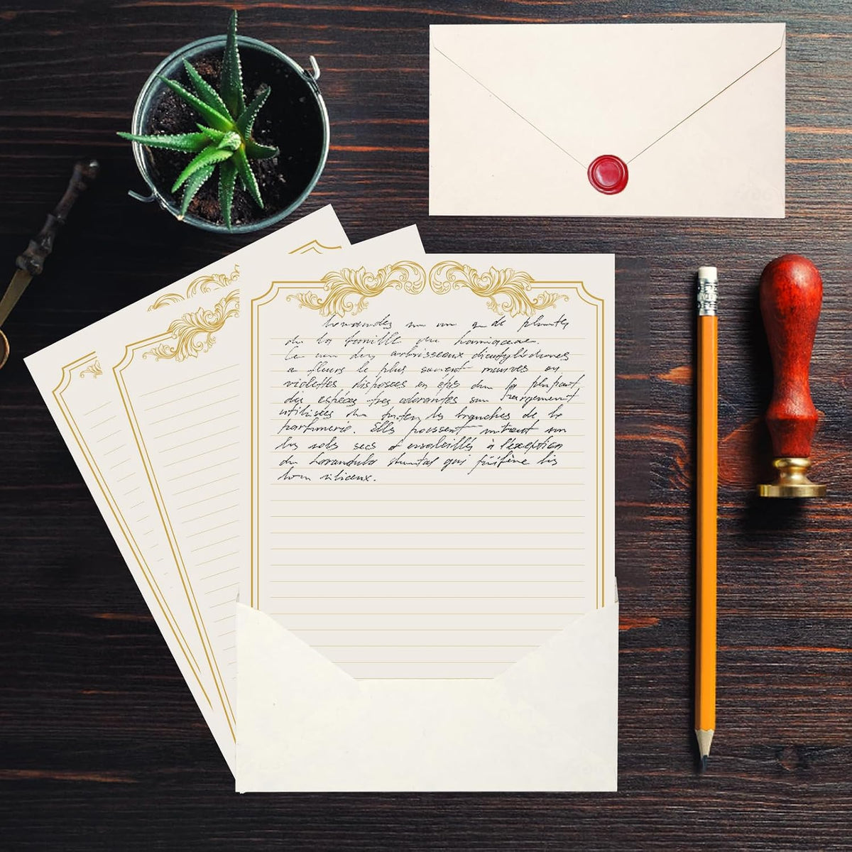 XXINMOH 90 Piece Stationery Set - 60 Vintage-Style Paper Sheets + 30 Envelopes, Gold Border Letter Writing Paper for Love Letters & Party Invitations